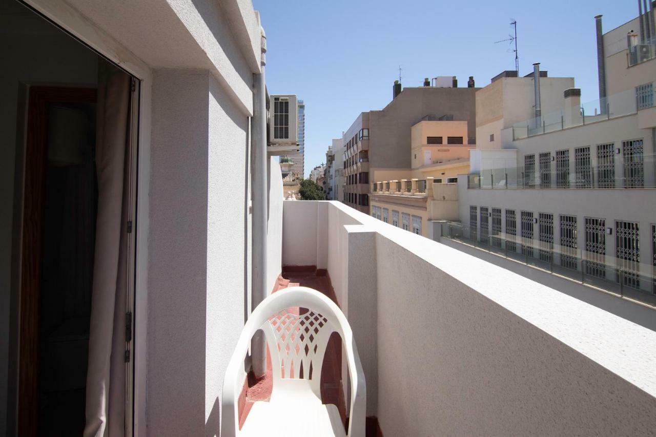 Hotel Maritimo Urban Alicante Extérieur photo